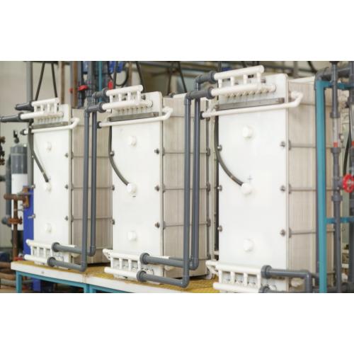 制藥用水設(shè)備 高純水制備技術(shù)及其在制藥與化工領(lǐng)域的應(yīng)用